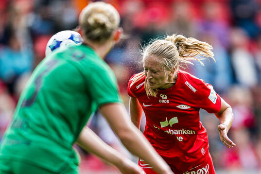 Amalie Vevle Eikeland of Brann missing a chance to score