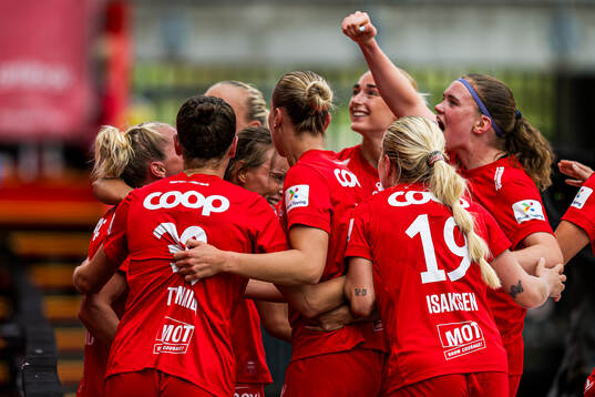Ingrid Østervold Stenevik of Brann celebrates