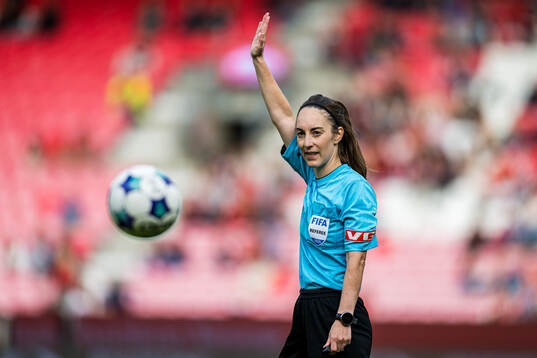 Henrikke Holm Nervik, referee