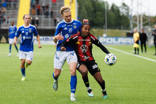 GIF Sundsvalls Malte Hallin och Östersunds Nebiyou Perry