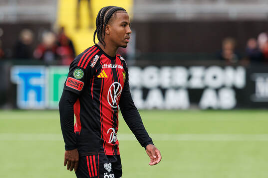Östersunds Nebiyou Perry deppar