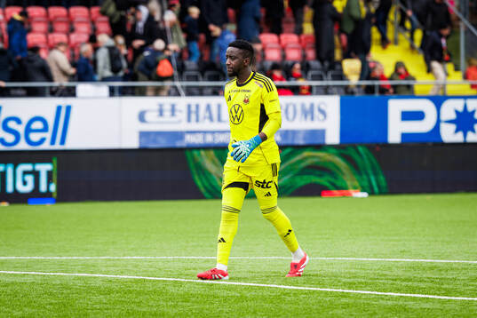 Östersunds Arnold Otieno deppar