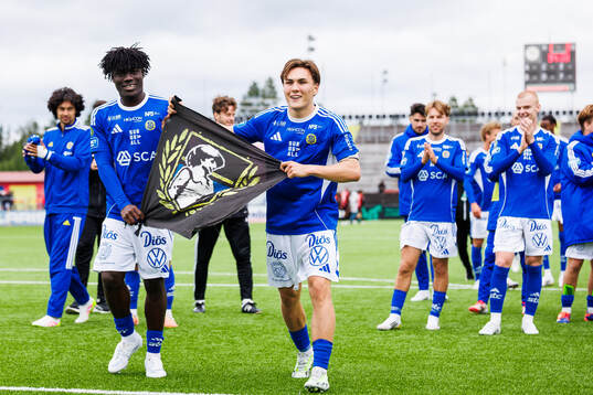 GIF Sundsvalls Charles Baah och Miguel Sandberg med en