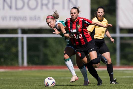 Alingsås Julia Elvbo och Brommapojkarnas Frida Thörnqvist