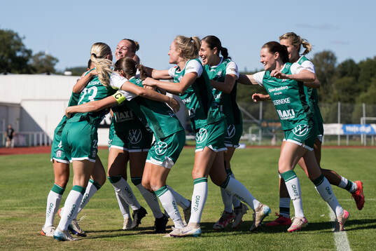 Bläddra bland fler bilder av Fotboll, Damallsvenskan, Alingsås - Brommapojkarna