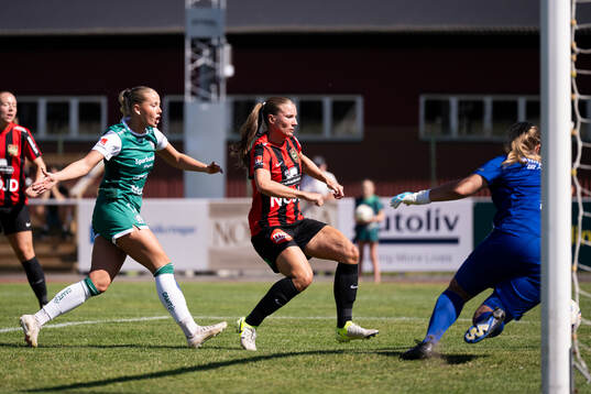 Alingsås Moa Öhman och Brommapojkarnas Louise Lillbäck