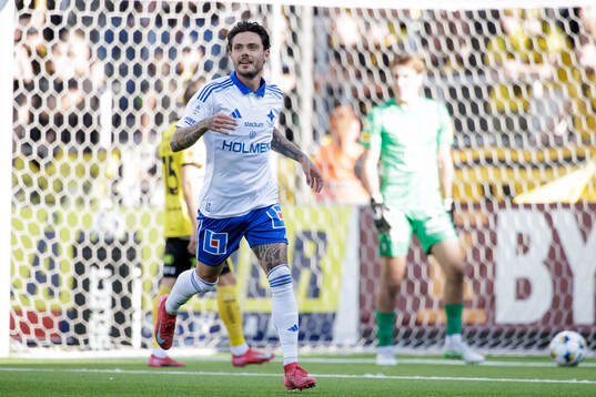 IFK Norrköpings David Moberg Karlsson jublar