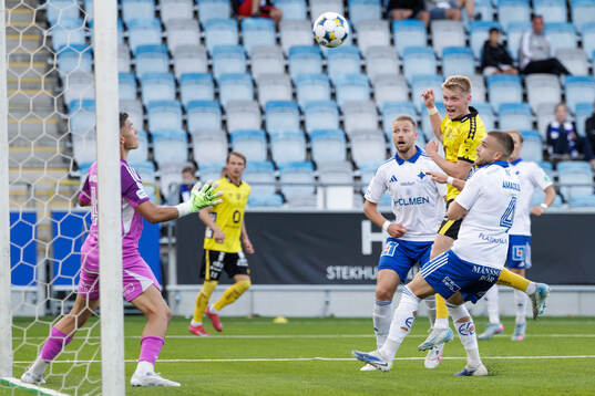Elfsborgs Ari Sigurpálsson gör 1-1 bakom IFK Norrköpings