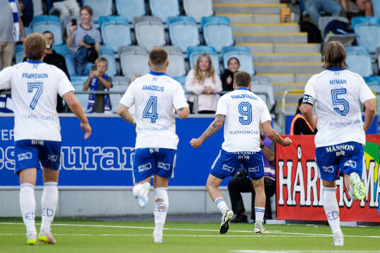 IFK Norrköpings Arnor Traustason jublar