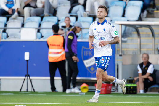 IFK Norrköpings Arnor Traustason jublar