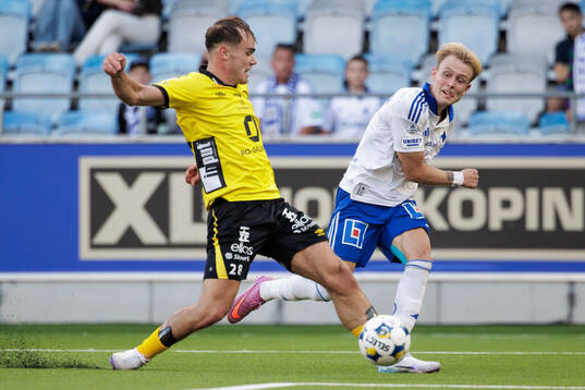 Elfsborgs Frode Aronsson och IFK Norrköpings Isak Andri