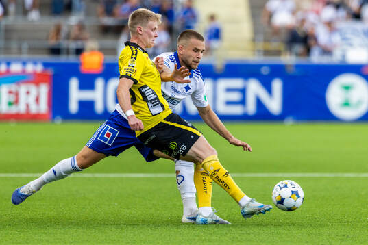 Elfsborgs Ari Sigurpálsson och IFK Norrköpings Amadeus