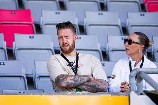 Malmö FFs Pontus Jansson på läktaren