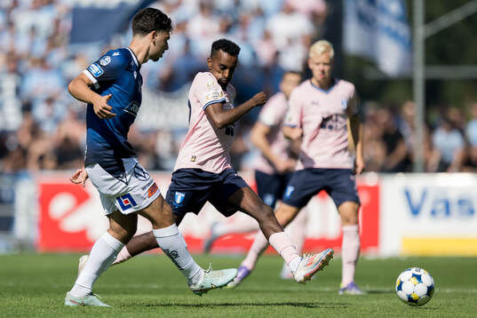 Halmstads Bleon Kurtulus och Malmö FFs Taha Ali