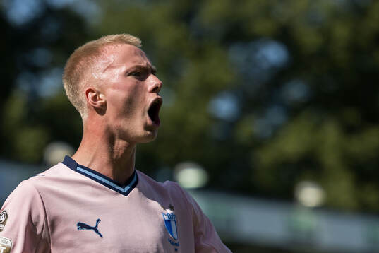 Malmö FFs Daniel Gudjohnsen jublar