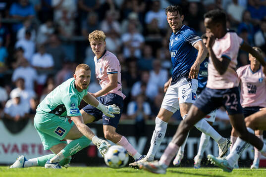 Malmö FFs Hugo Bolin och Taha Ali gör 0-3 bakom