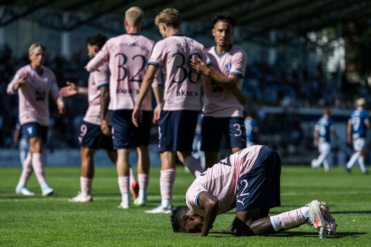 Malmö FFs Taha Ali jublar