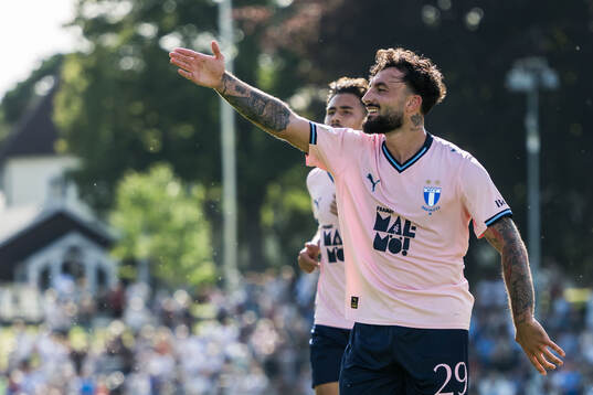 Malmö FFs Sead Haksabanovic jublar