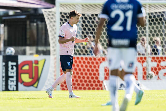 Malmö FFs Colin Rösler jublar