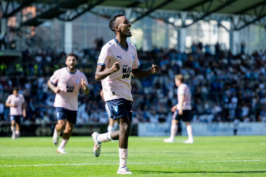 Malmö FFs Taha Ali jublar