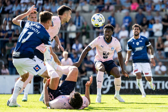 Malmö FFs Andrej Djuric och Emmanuel Ekong