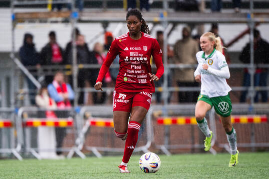 Piteås Sharon Sampson