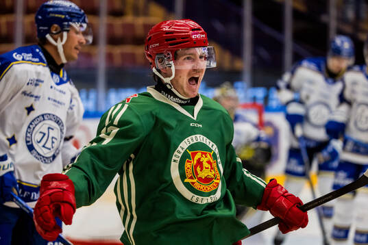 Moras Connor MacEachern jublar