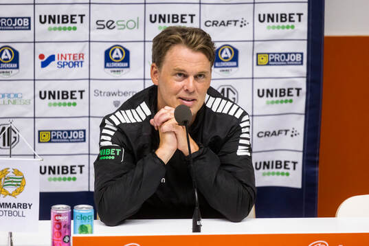 GAIS tränare Fredrik Holmberg svarar på frågor