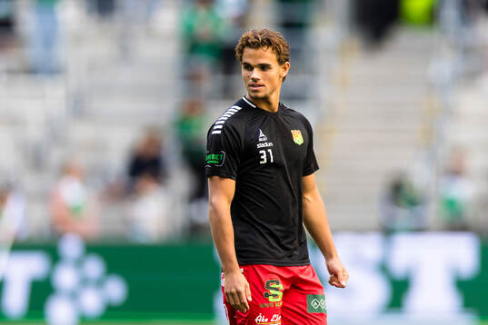 GAIS Simon Sjöholm på uppvärmningen
