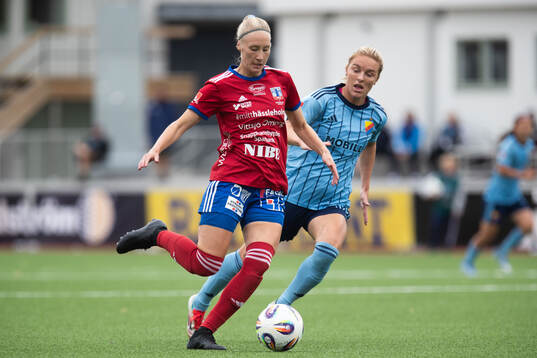 Vittsjös Sanni Ojanen och Djurgårdens Mimmi Larsson