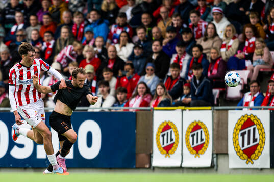Tobias Kvalvågnes Guddal of Tromsø and Bård Finne of