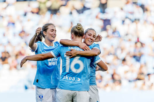 Malmö FFs Matilda Kristell, Tuva Skoog och Mia Persson
