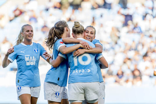 Malmö FFs Matilda Kristell, Tuva Skoog och Mia Persson