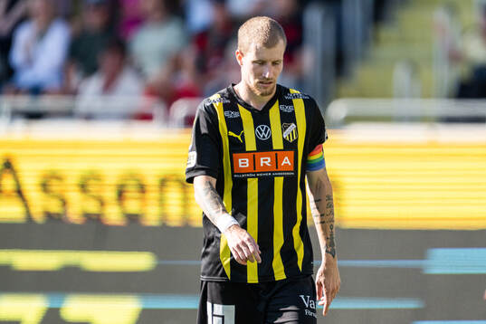 Häckens Simon Gustafson deppar