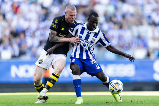 AIKs Thomas Poppler Isherwood och IFK Göteborgs Saidou