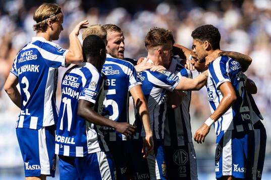 IFK Göteborgs Tobias Heintz jublar med lagkamrater