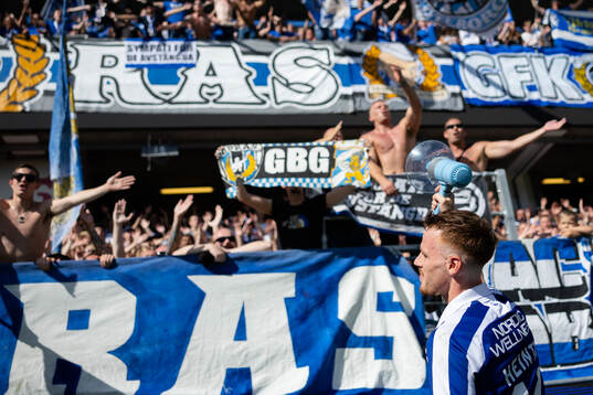 IFK Göteborgs Tobias Heintz jublar och håller i