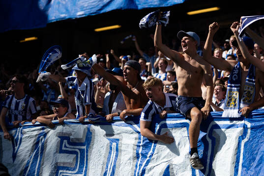 IFK Göteborgs supportrar jublar