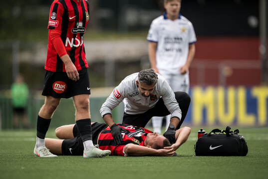 Brommapojkarnas Even Hovland får vård