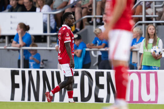 Degerfors Nahom Netabay lämnar planen