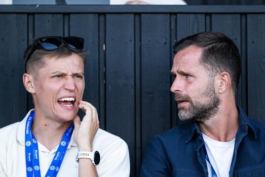 Värnamos Simon Thern och scoutansvarige och analytiker