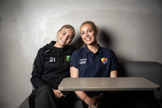 Färjestads Ida Boman och Djurgårdens Isabella Leijonhielm