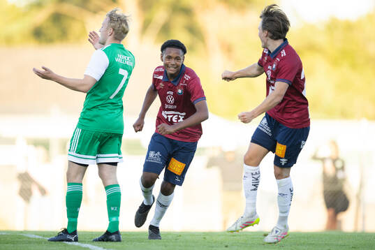 Örgrytes Marlon Ebietomere jublar