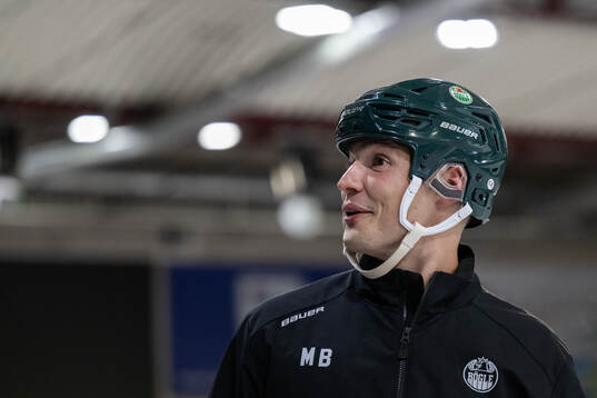 Assisterande tränare Max Bohlin