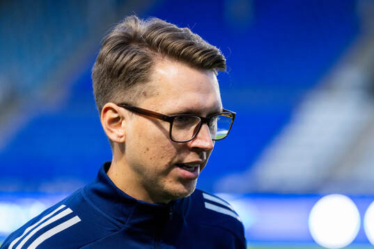 Sylvias tränare Kim Vaattovaara