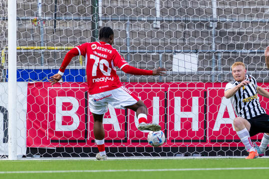 Kalmars Chukwuemeka Paul Nnamani gör 0-1