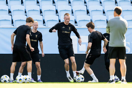 Daniel Gudjohnsen and Johan Karlsson