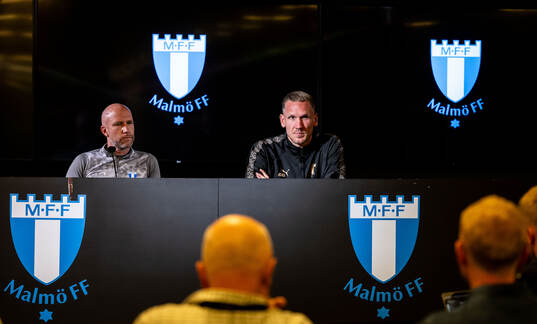 Head coach Henrik Rydström and goalkeeper Robin Olsen
