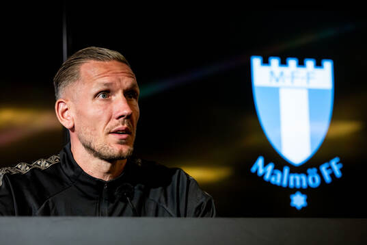 Goalkeeper Robin Olsen