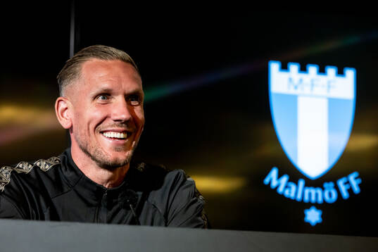 Goalkeeper Robin Olsen